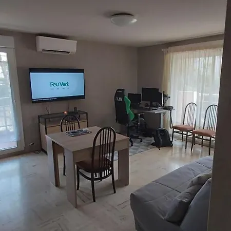 70m Near Jardin Bonaparte Appartement *